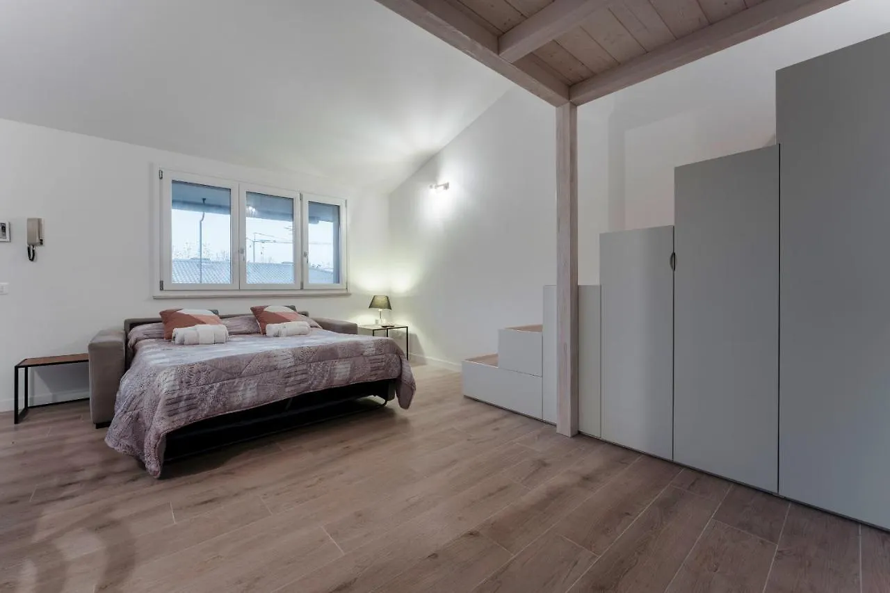 Casa Lugana 19 - Monolocale Con Piscina Direttamente A Lago Sirmione