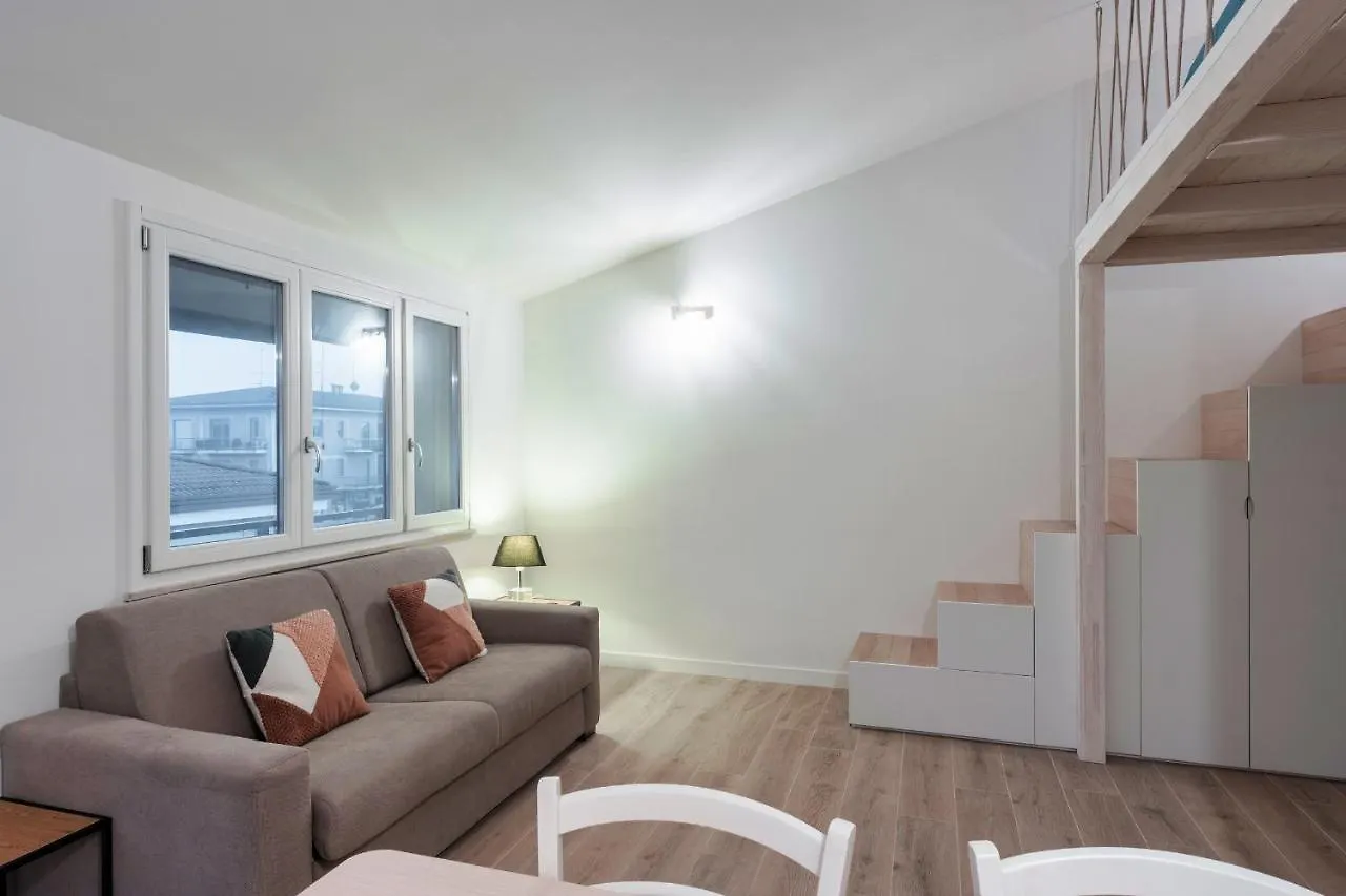 Apartment Casa Lugana 19 - Monolocale Con Piscina Direttamente A Lago Sirmione Italy